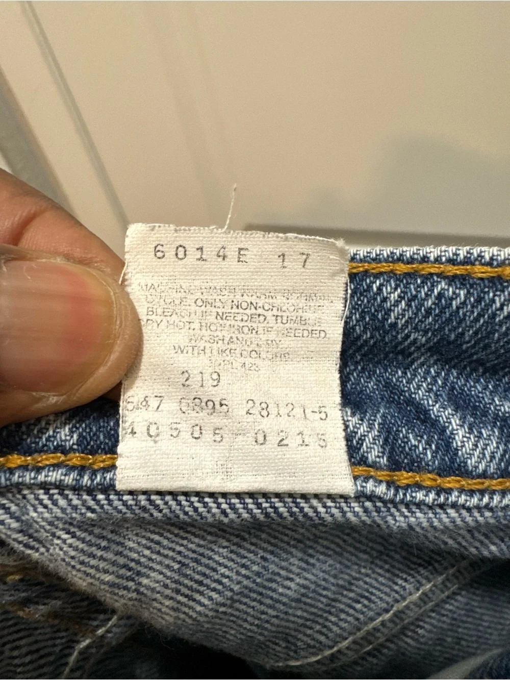 Vintage Levi’s Strauss 505 Regular Fit Straight Leg Orange Tag